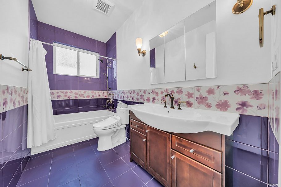 2246 W 22nd Avenue Vancouver, BC - 10