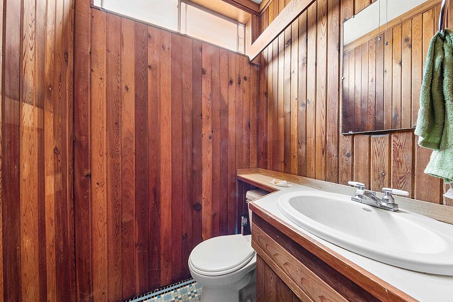 3993 W 10th Avenue Vancouver, BC - 23