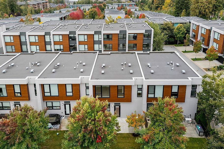 44 3597 Malsum Drive North Vancouver, BC - 35