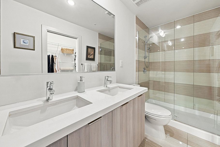 115 3602 Aldercrest Drive North Vancouver, BC - 20