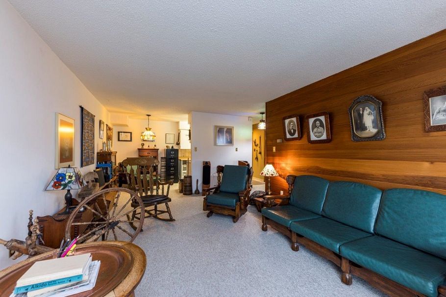 302 250 W 1st Street North Vancouver, BC - 5
