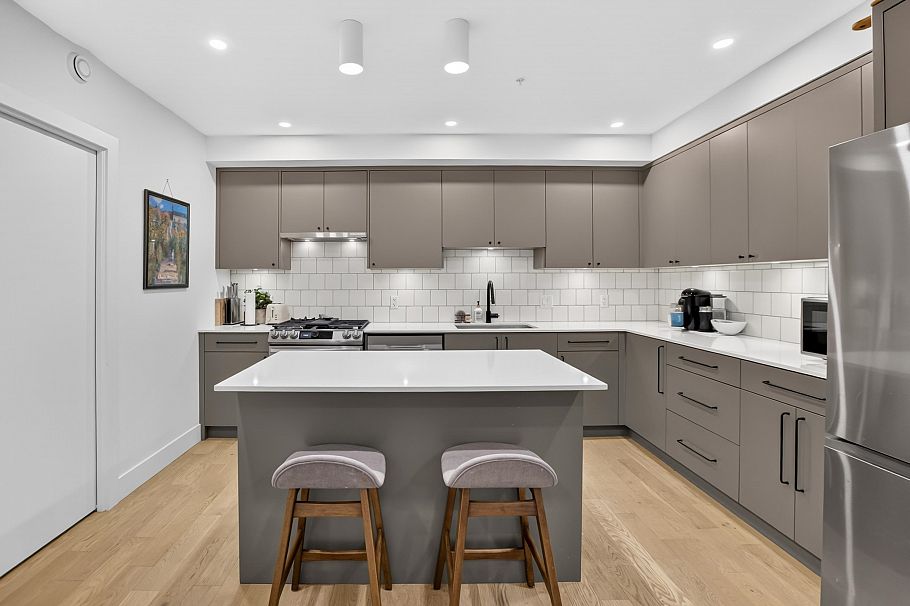 1444 E 30th Avenue Vancouver, BC - 12