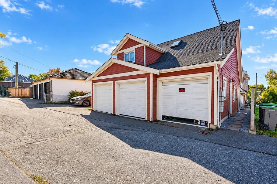 5502 Dundee Street Vancouver, BC - 29