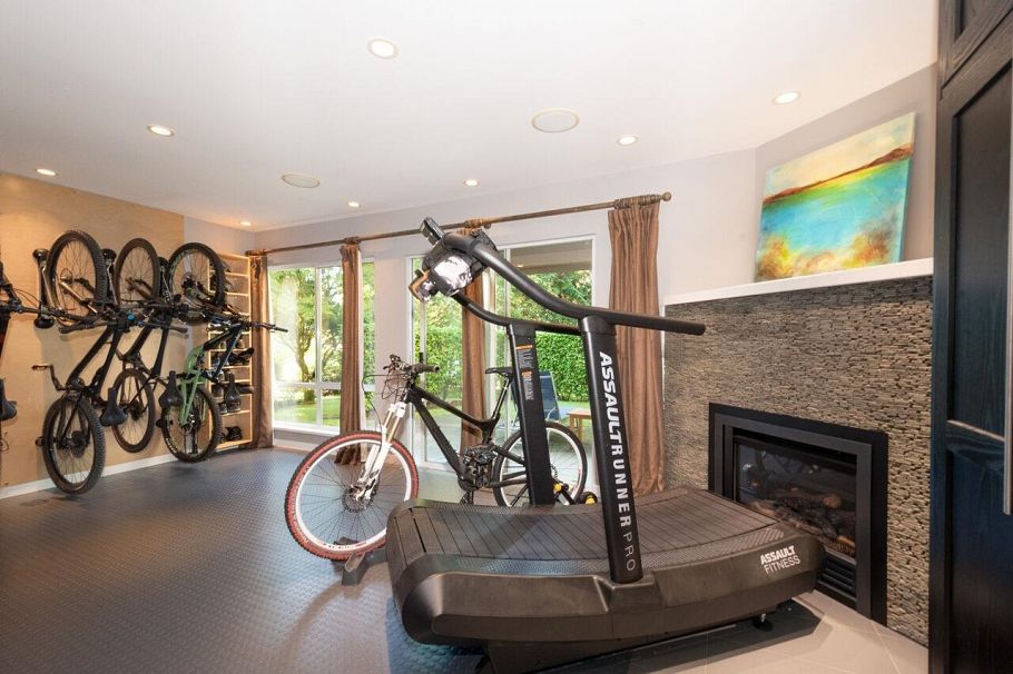 39 3939 Indian River Drive North Vancouver, BC - 27