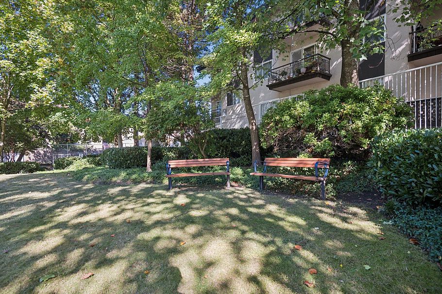 1204 1833 Frances Street Vancouver, BC - 24
