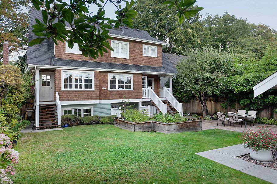 2982 W 32nd Avenue Vancouver, BC - 39