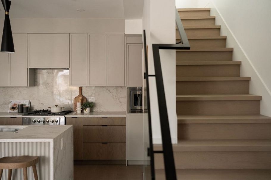 1 2282 E 8th Avenue Vancouver, BC - 22