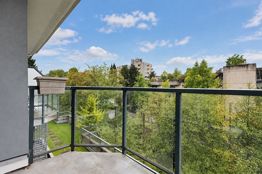 10 1355 W 4th Avenue Vancouver, BC - 16