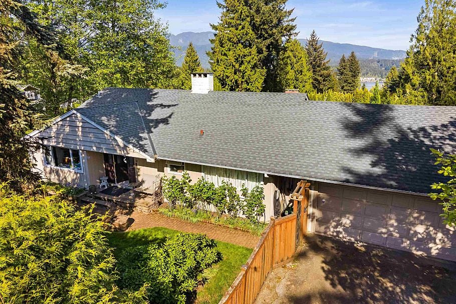 998 Fairway Drive North Vancouver, BC - 4