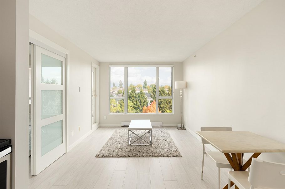 809 5189 Gaston Street Vancouver, BC - 2