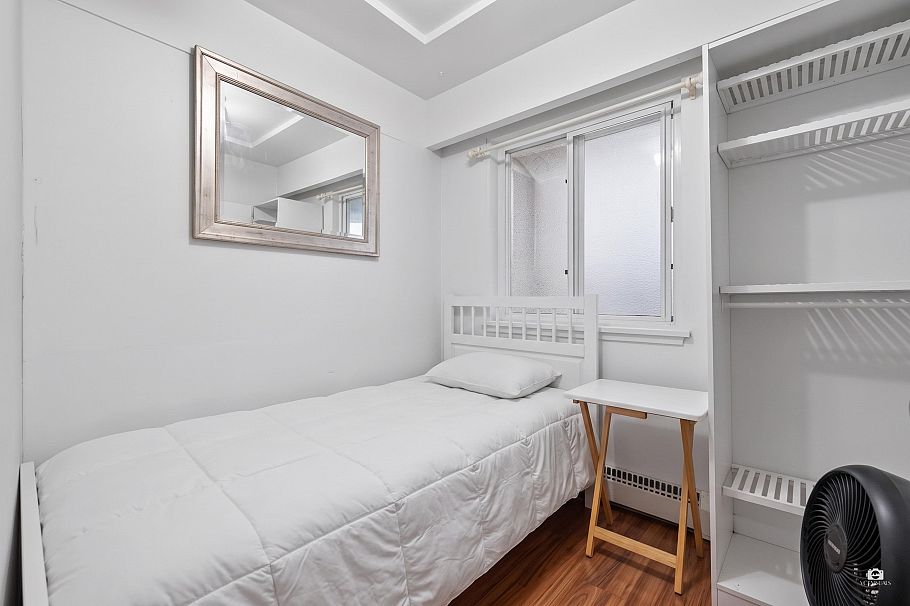 2528 E 24th Avenue Vancouver, BC - 8