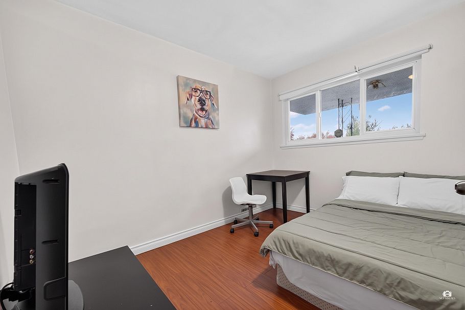 2528 E 24th Avenue Vancouver, BC - 12