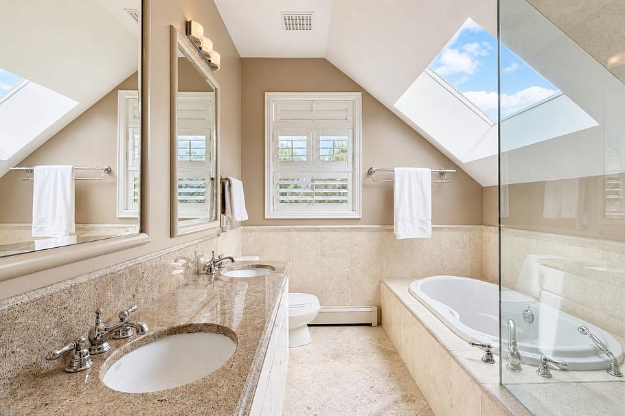 8418 Gillnet Place Vancouver, BC - 28