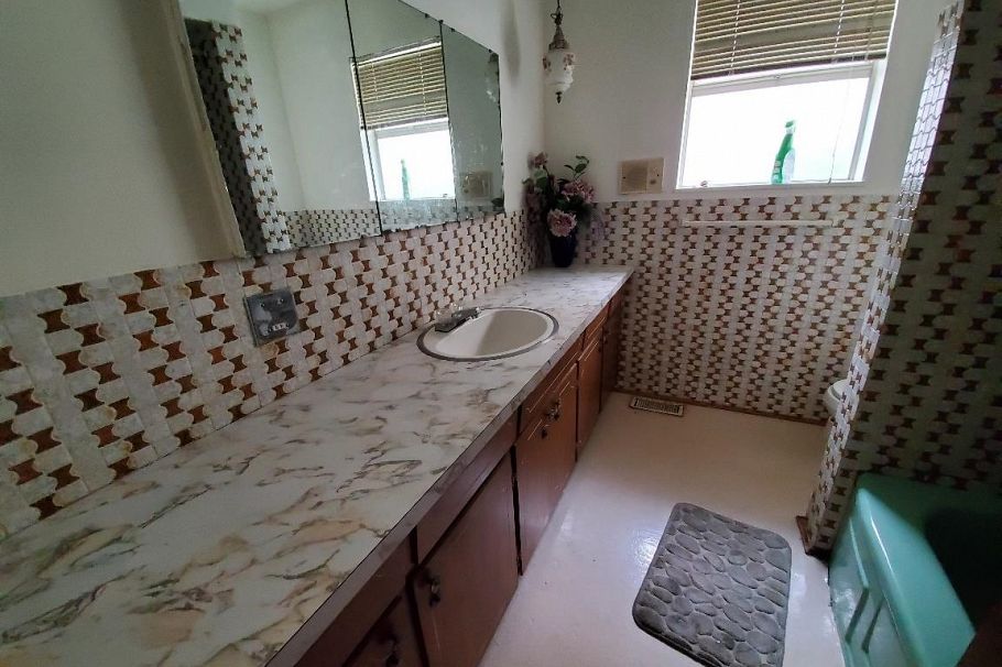 Upper 644 W 14TH STREET, North Vancouver BC V7M 1R2 North Vancouver, BC - 15