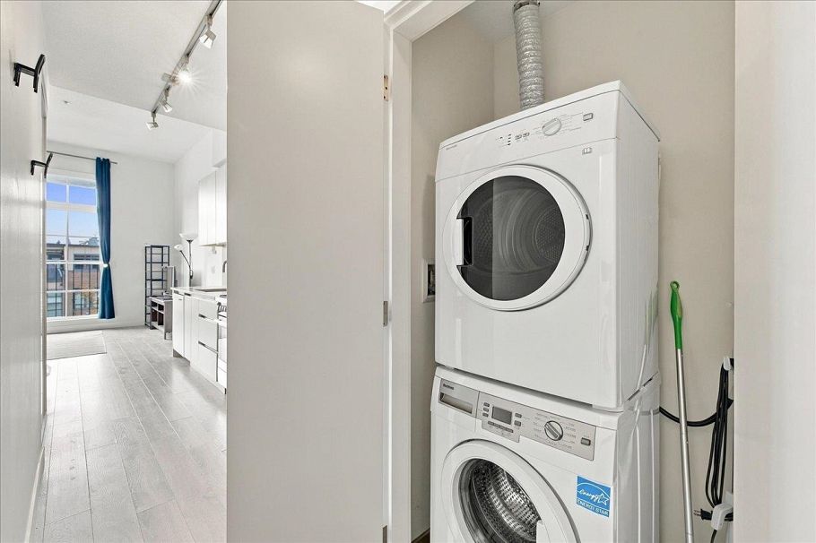 401 2141 E Hastings Street Vancouver, BC - 7