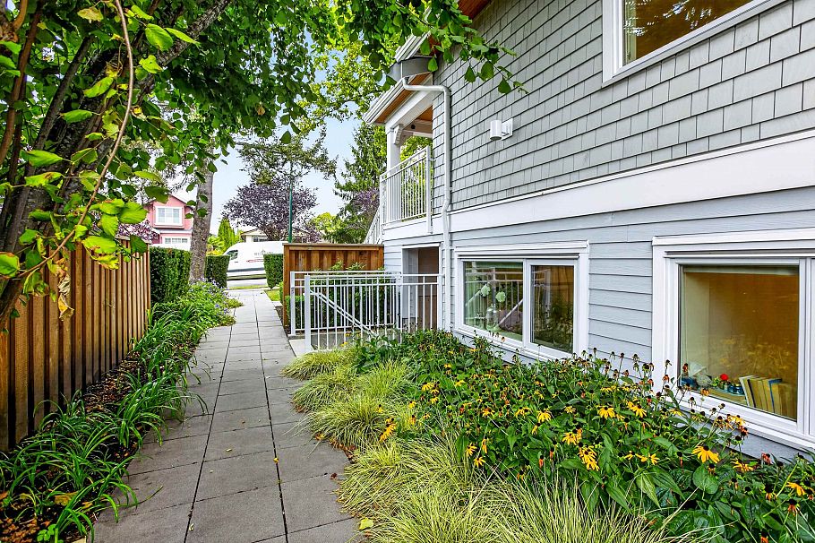 1444 E 30th Avenue Vancouver, BC - 28