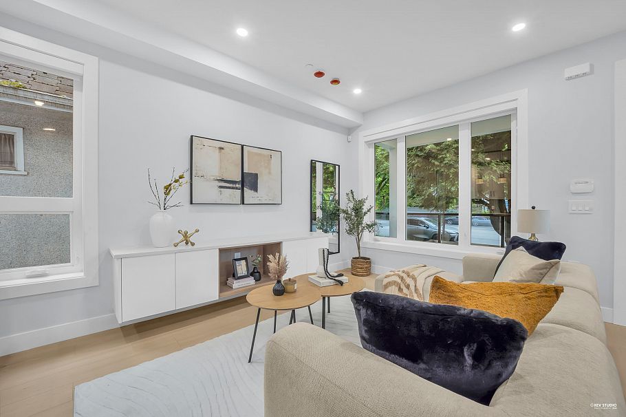 2619 Mcgill Street Vancouver, BC - 3