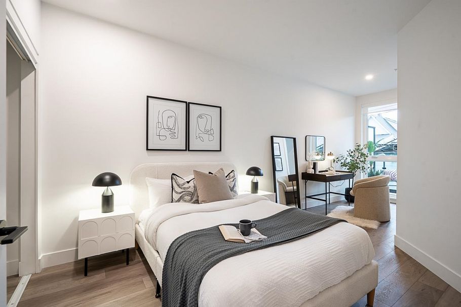 209 422 Lakewood Drive Vancouver, BC - 1