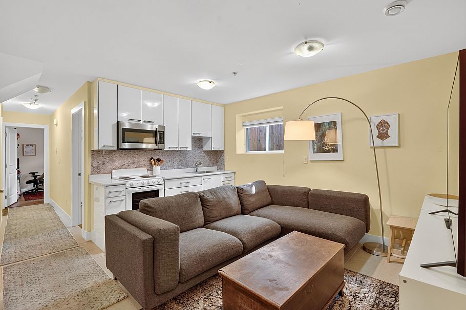 5502 Dundee Street Vancouver, BC - 24