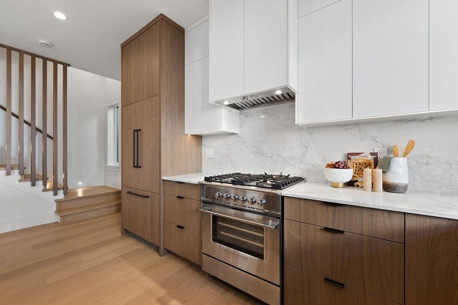 2 6318 Sophia Street Vancouver, BC - 9