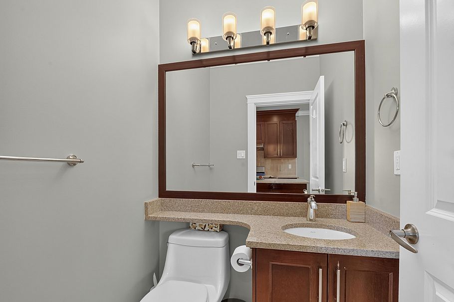 5502 Dundee Street Vancouver, BC - 22