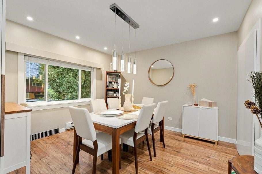 320 E 32nd Avenue Vancouver, BC - 5