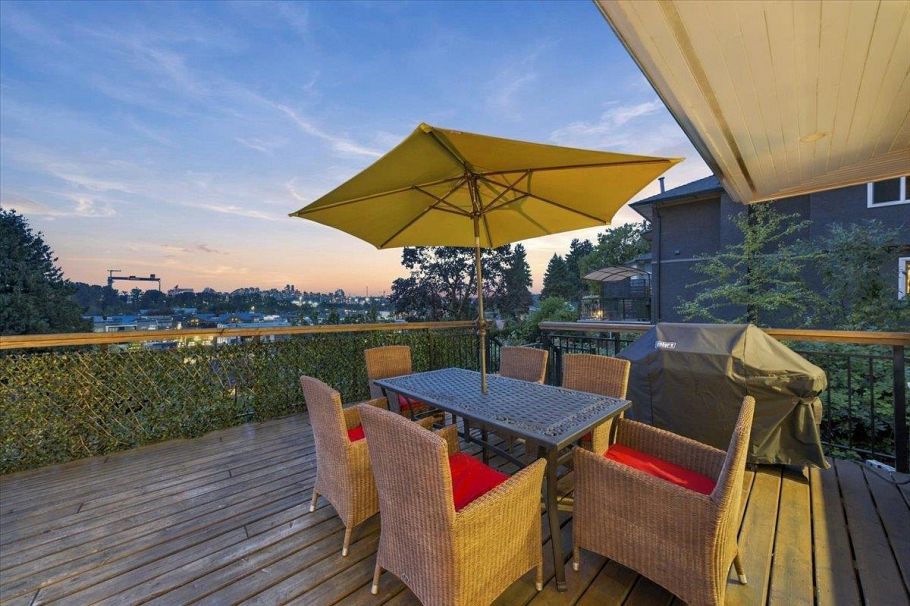 1095 W Keith Road North Vancouver, BC - 12
