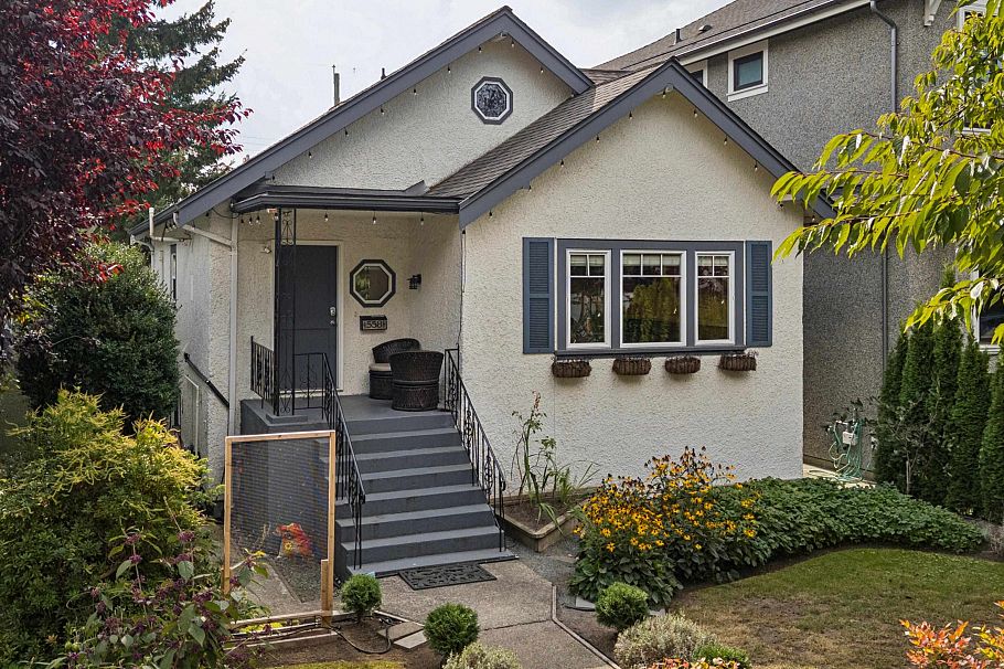 558 W 19th Avenue Vancouver, BC - 38