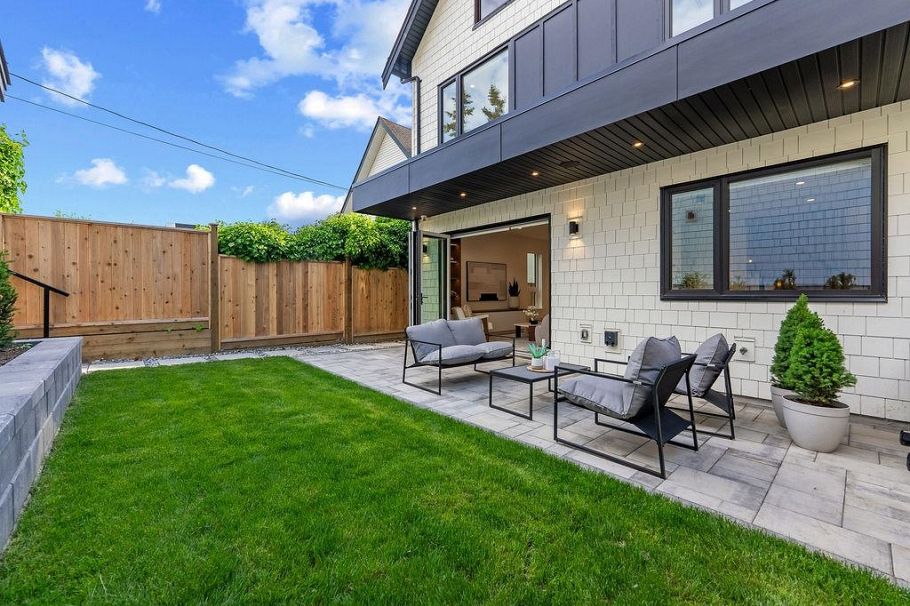 2 6318 Sophia Street Vancouver, BC - 33