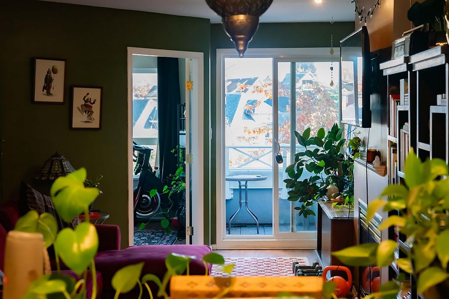 PH10 760 Kingsway Vancouver, BC - 2