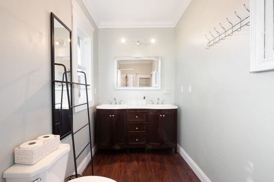 219 E 29th Street North Vancouver, BC - 15