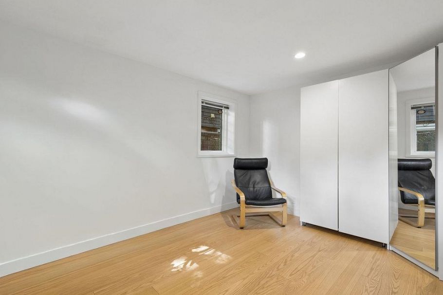 1791 E 7th Avenue Vancouver, BC - 31