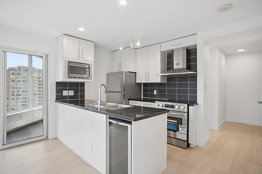 2301 689 Abbott Street Vancouver, BC - 7
