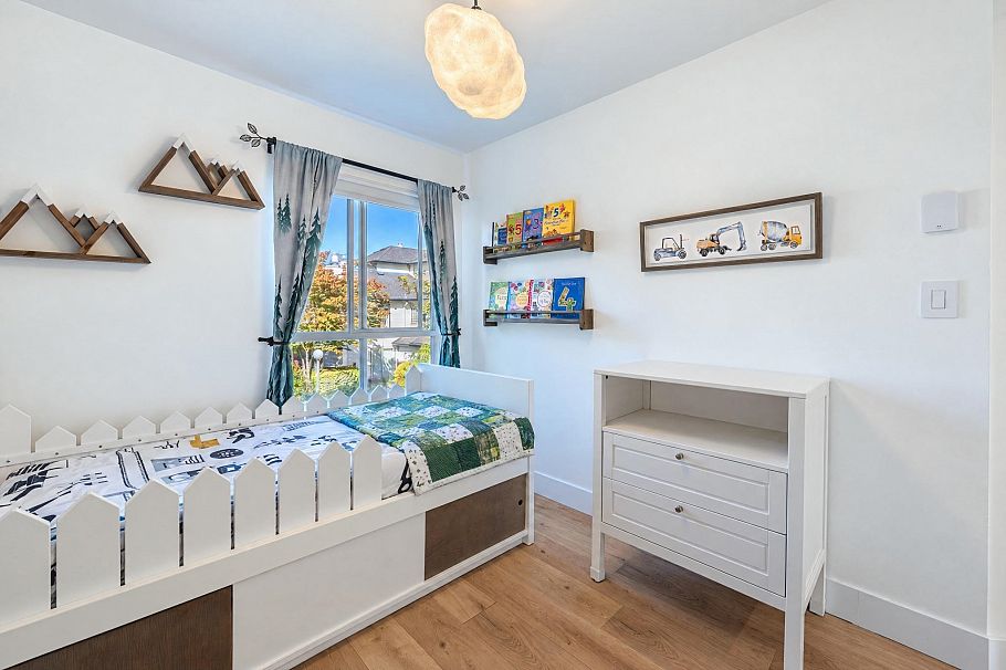 29 4311 Sophia Street Vancouver, BC - 10