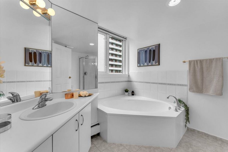 701 1010 Burnaby Street Vancouver, BC - 19