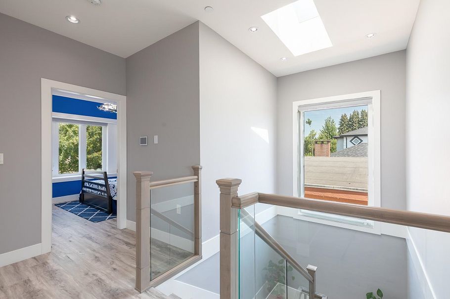 1342 E 60th Avenue Vancouver, BC - 17