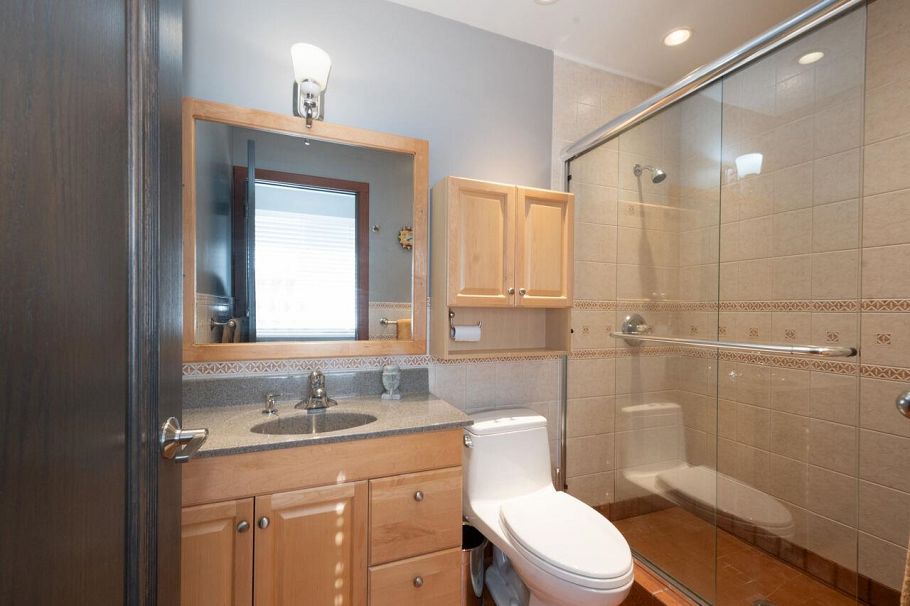 39 3939 Indian River Drive North Vancouver, BC - 26