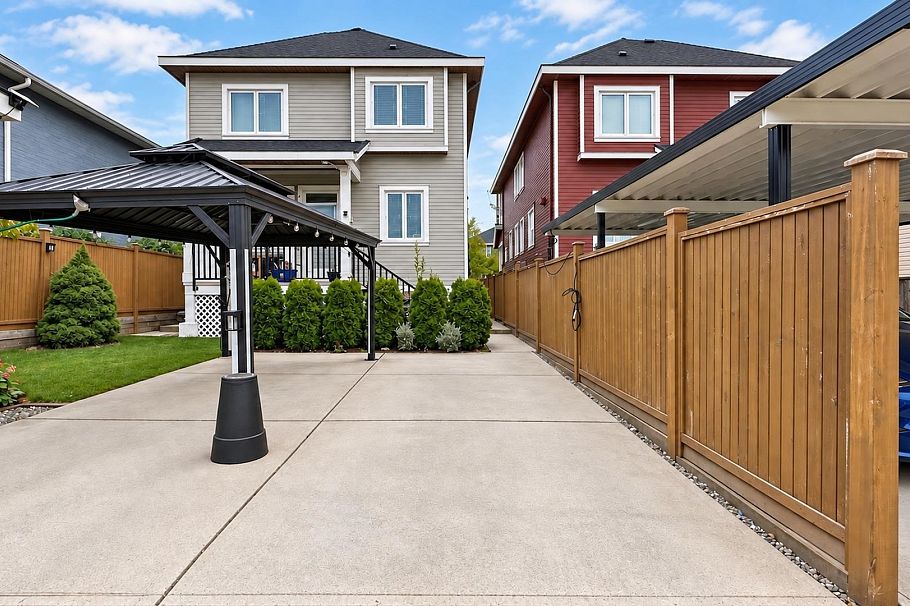 4985 Moss Street Vancouver, BC - 29
