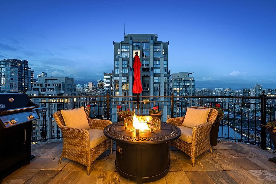 2600 1280 Richards Street Vancouver, BC - 23