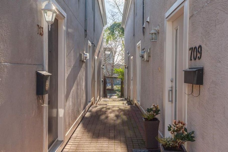 709 Prior Street Vancouver, BC - 30