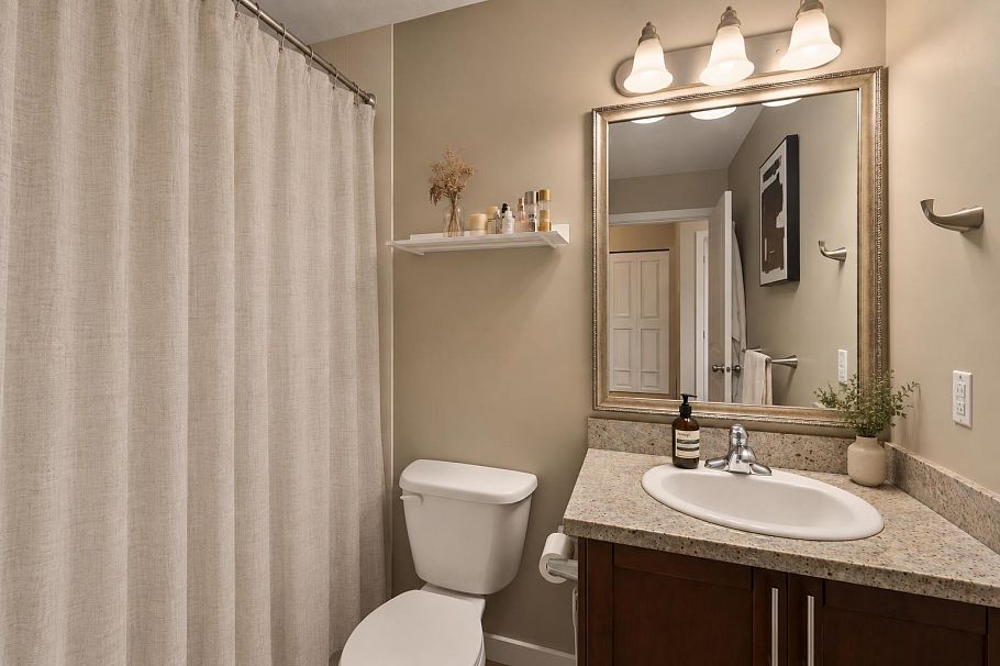 PH9 688 E 17th Avenue Vancouver, BC - 12