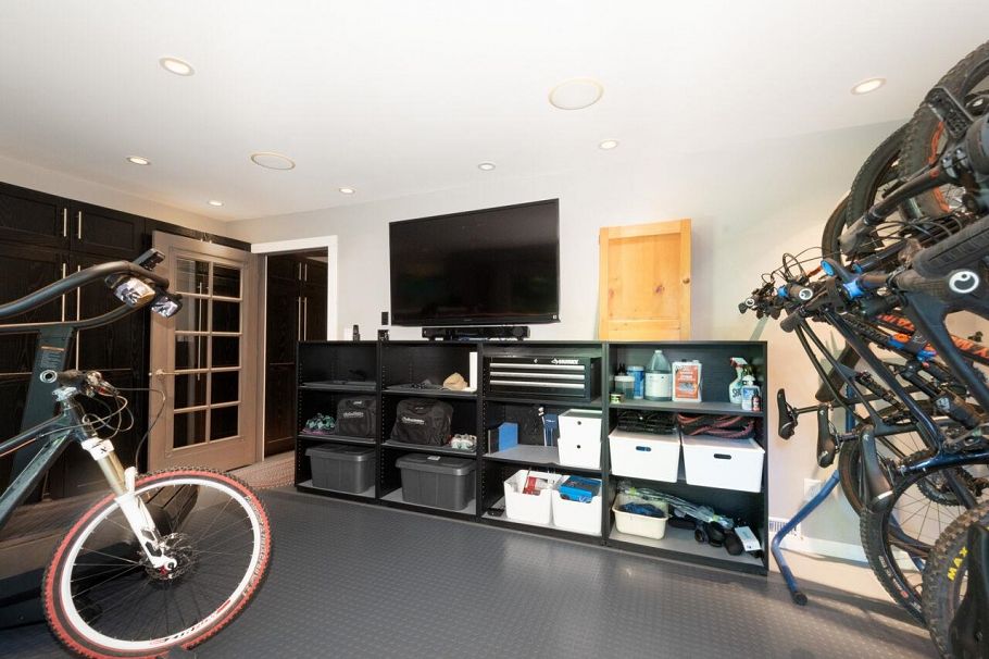 39 3939 Indian River Drive North Vancouver, BC - 30