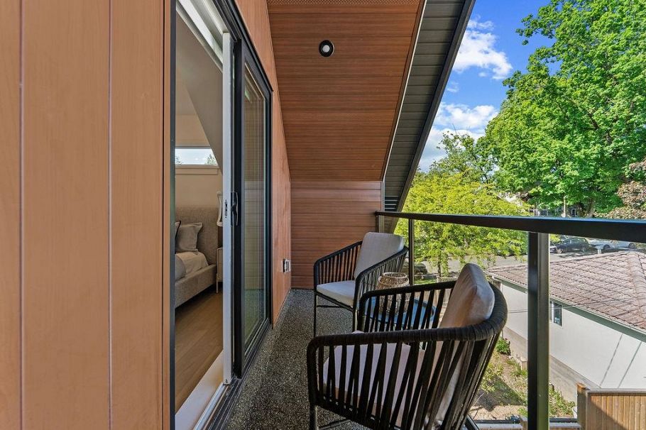 2 6318 Sophia Street Vancouver, BC - 31