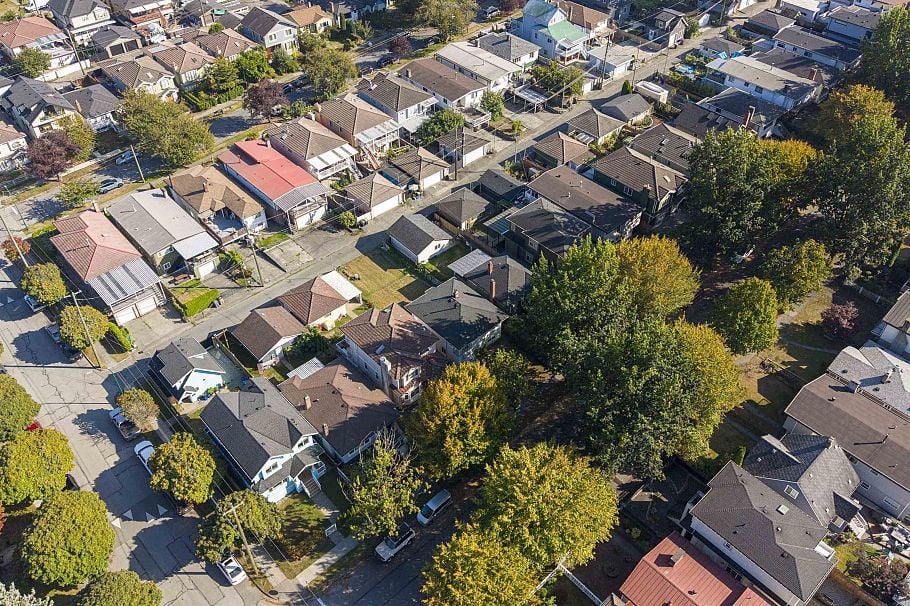 1060 Kelowna Street Vancouver, BC - 35