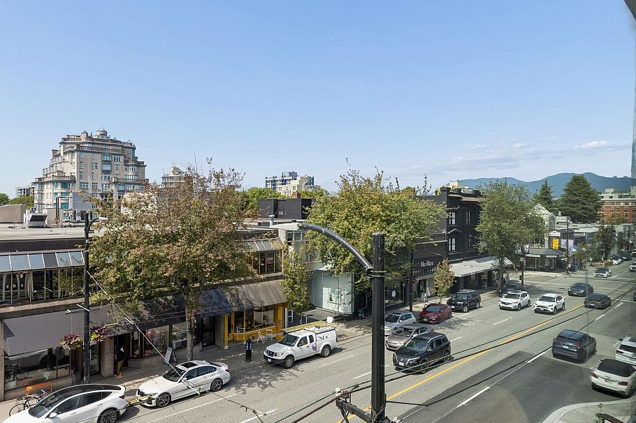 303 1477 W 15th Avenue Vancouver, BC - 26