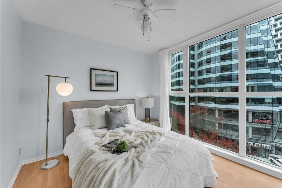 701 1010 Burnaby Street Vancouver, BC - 16