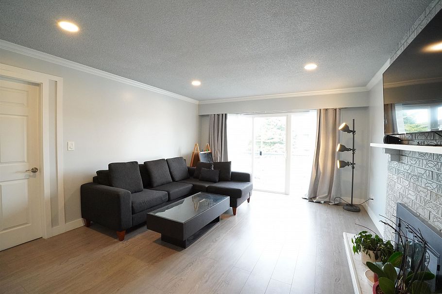 6819 Knight Street Vancouver, BC - 7