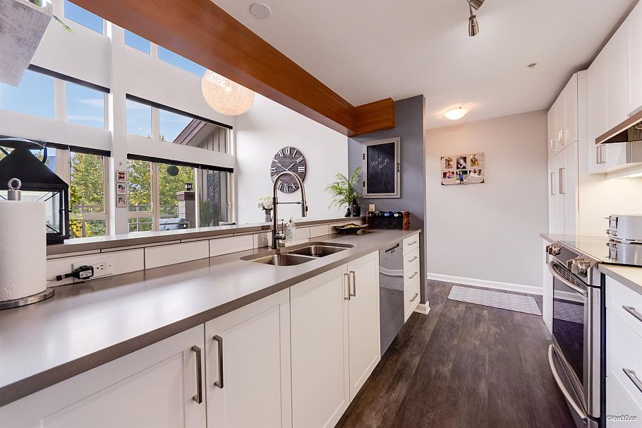 510 580 Raven Woods Drive North Vancouver, BC - 12