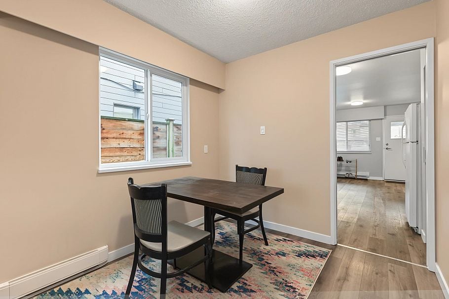 132-134 W 12th Avenue Vancouver, BC - 5