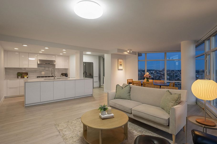 2607 198 Aquarius Mews Vancouver, BC - 5
